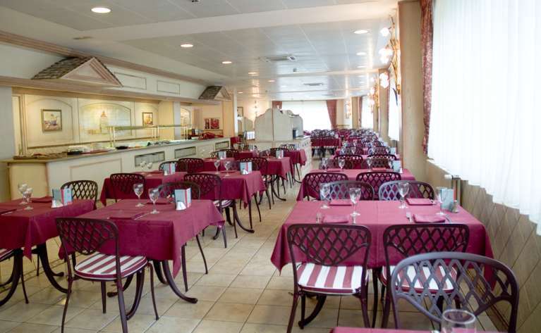 Hotel Tropical Les Escaldes ภายนอก รูปภาพ