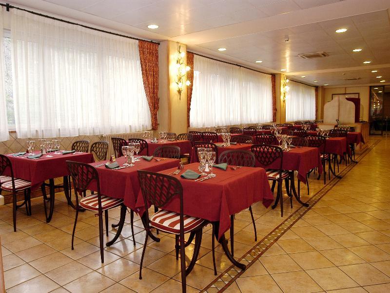 Hotel Tropical Les Escaldes ภายนอก รูปภาพ
