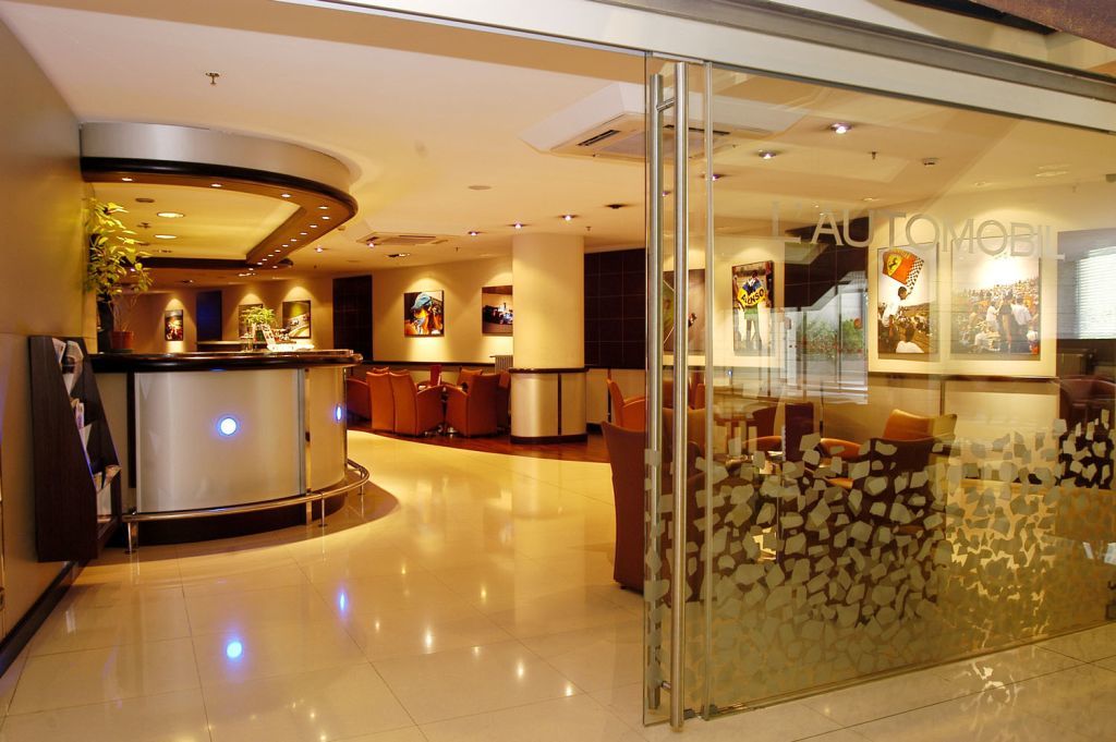 Hotel Tropical Les Escaldes ภายนอก รูปภาพ